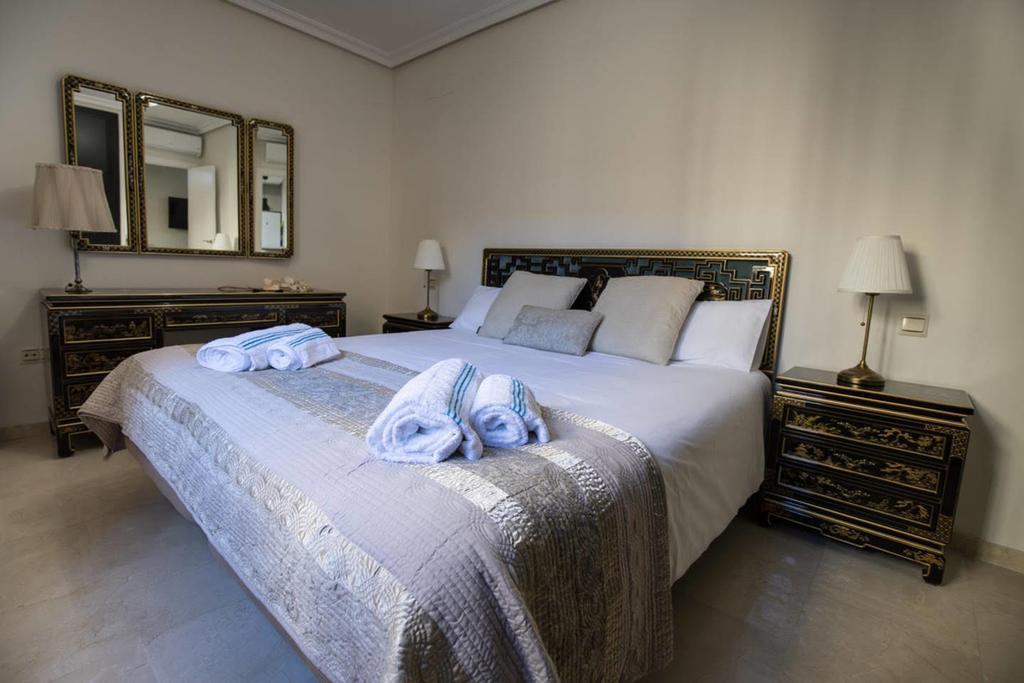 Apartamento Calle Sierpes Σεβίλλη Εξωτερικό φωτογραφία